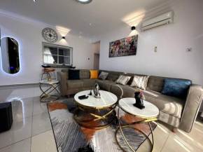 Blissful Haven 3 bedroom service Apartment